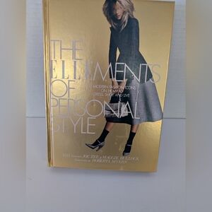 Fashion Book "The Elements Of Style" 2010